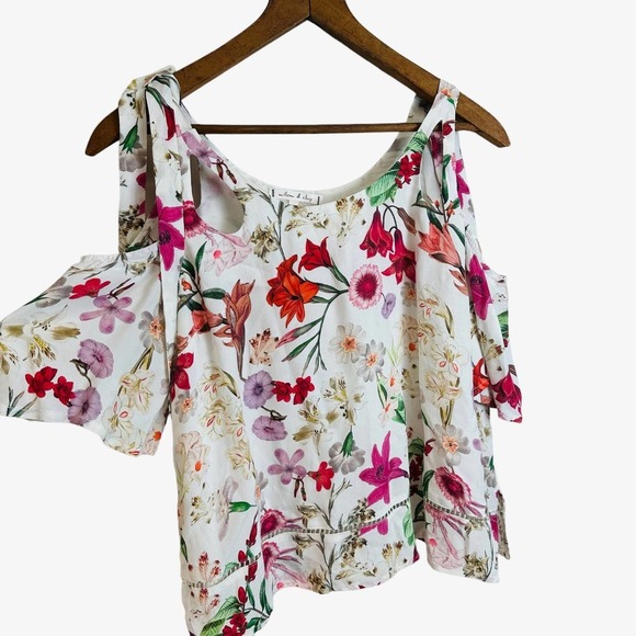 WILLOW & CLAY Floral Tie Strap Cold Shoulder Top SZ SMALL - Picture 5 of 11